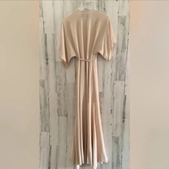 Reformation Winslow Ivory Wrap Maxi Dress B487 - Picture 3 of 6